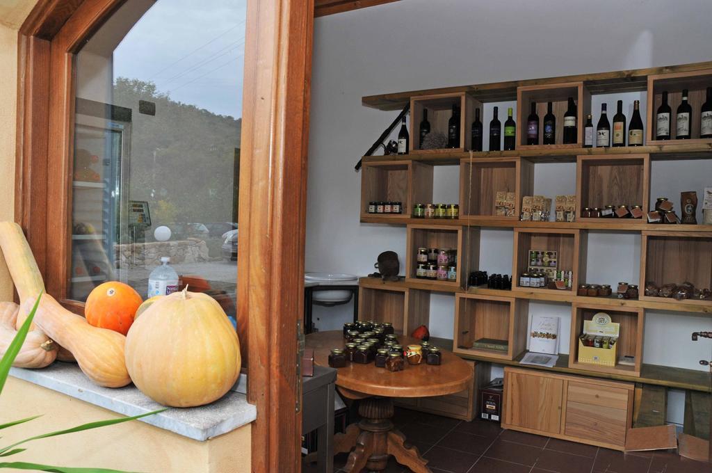 La Manna Di Zabbra Pension Pollina Buitenkant foto